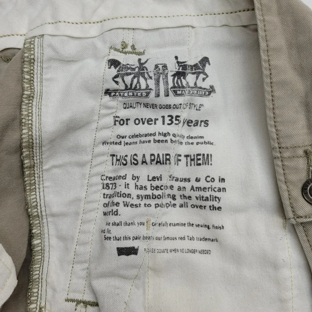 Levis Cargo Shorts Men 45.5 Waist Beige Cotton Hiking Camping Gorpcore‎ Outdoor